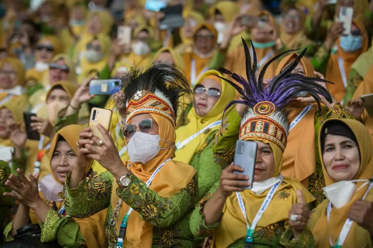 Jokowi Buka Muktamar...