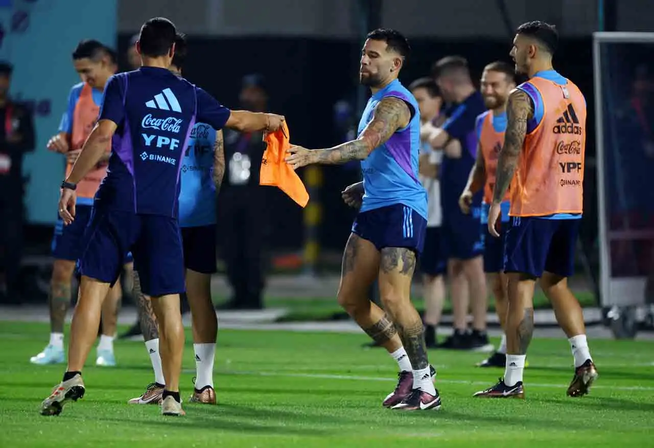 Messi Latihan Terpisah...