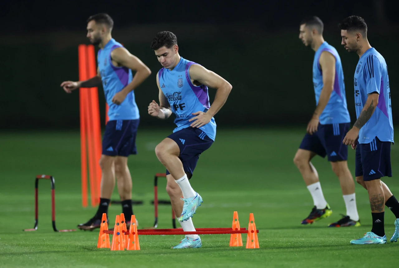 Messi Latihan Terpisah...