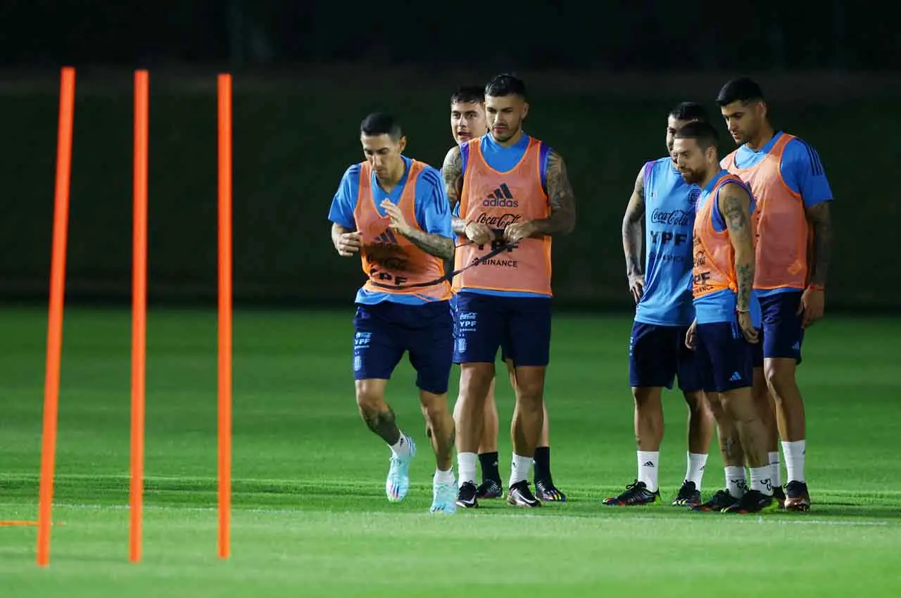 Messi Latihan Terpisah...