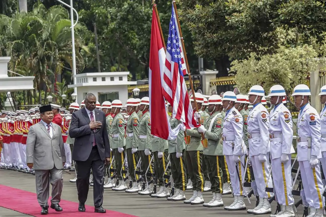 Menhan Prabowo Bertemu...