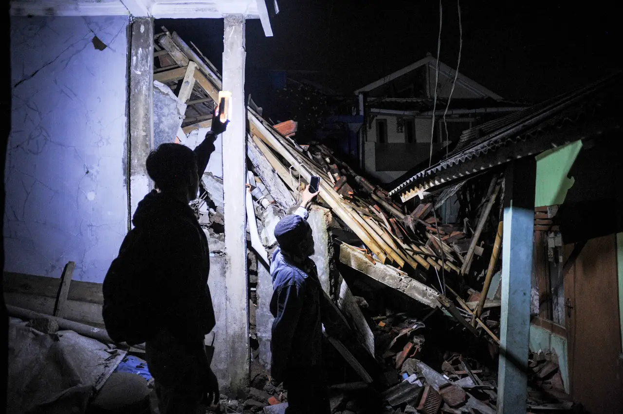 Dampak Gempa Cianjur...
