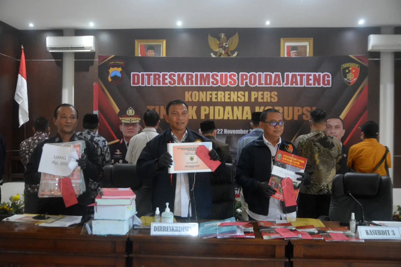 Polda Jateng Tetapkan...