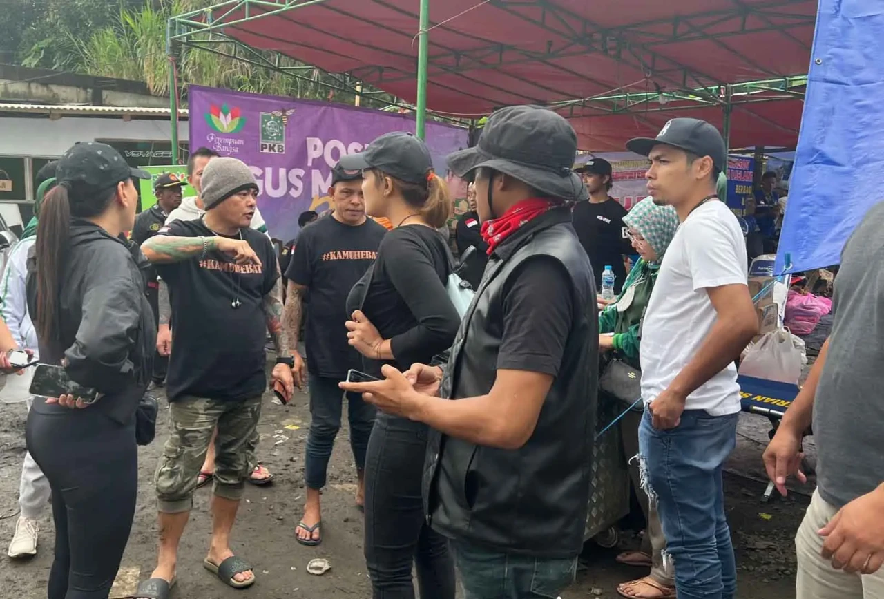Tengku Zanzabellaa Komuna...