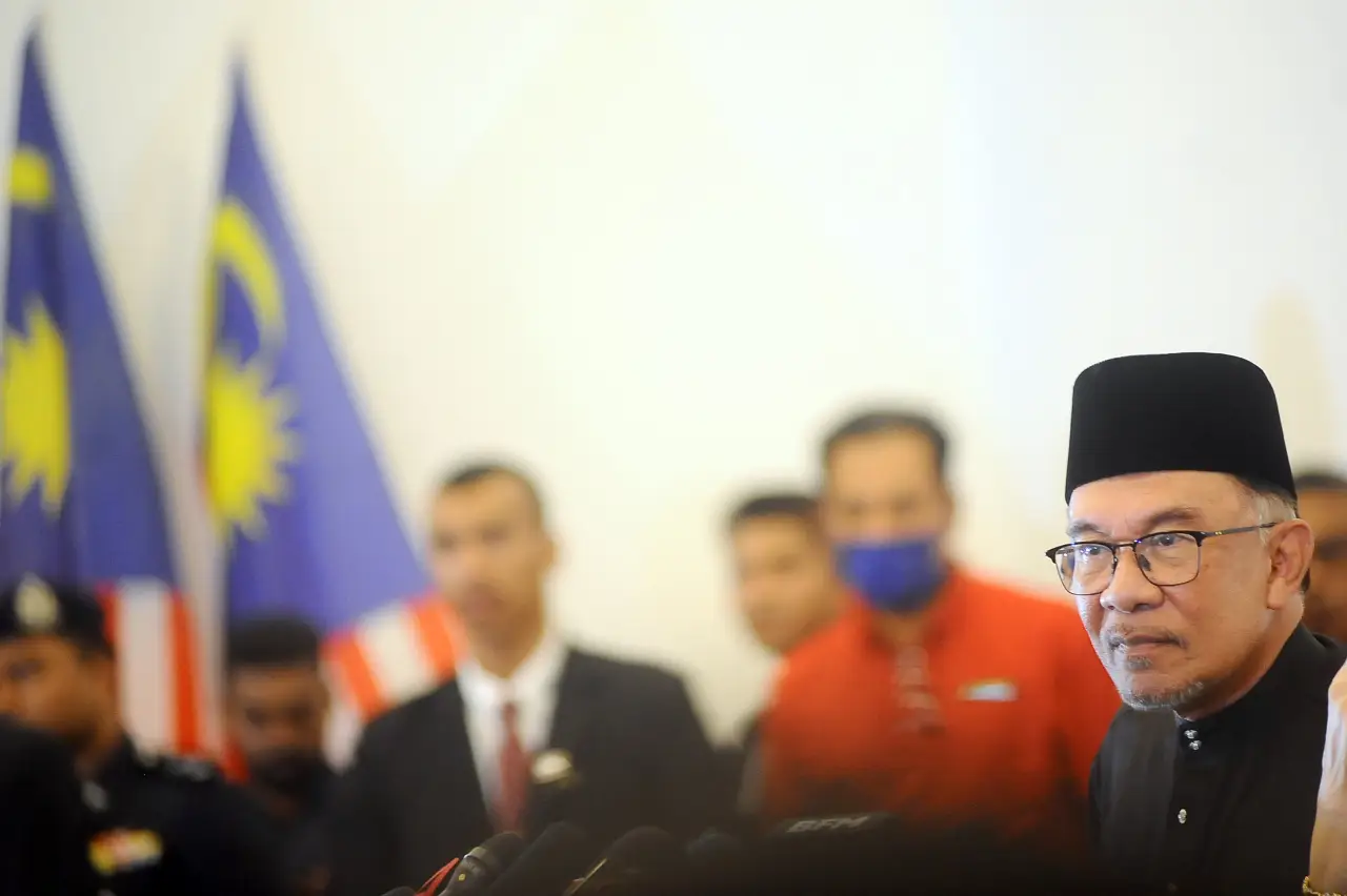 Anwar Ibrahim Perdana...
