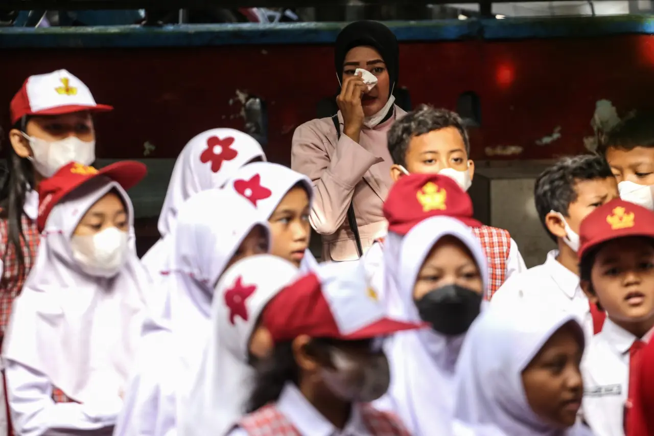 Tanpa Dihadiri Guru,...