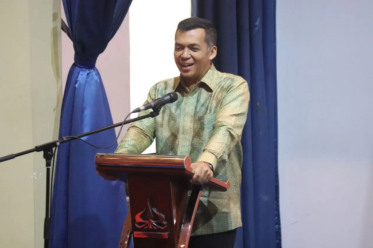 Alumni Trisakti Gelar...