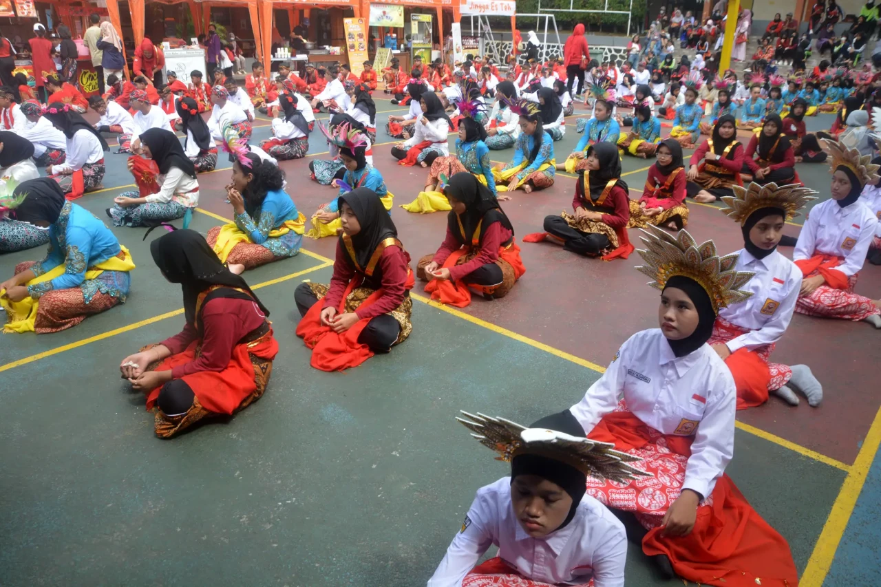 Tari Tradisional hingga...