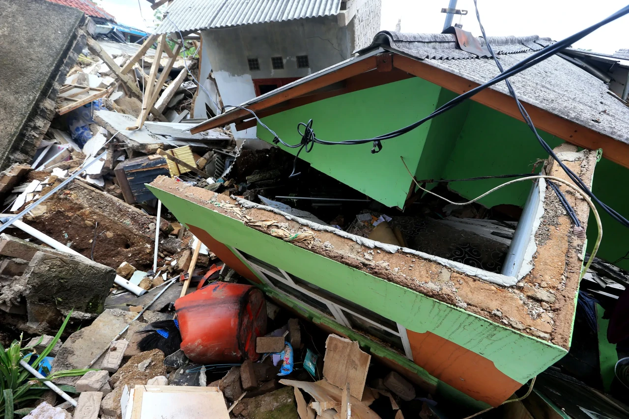 Sepekan Gempa Bumi Cianjur,...