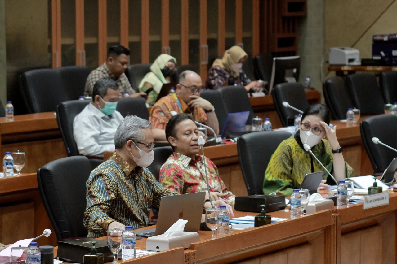 Raker Menkes dengan...