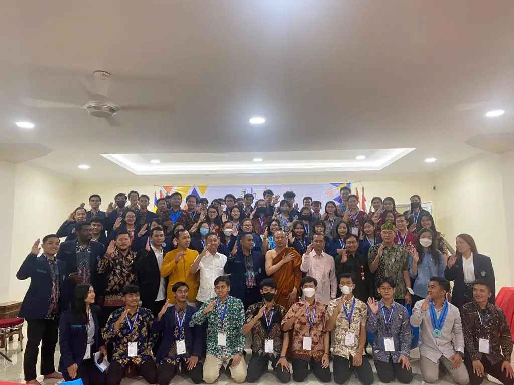 Gelar Leadership Training,...