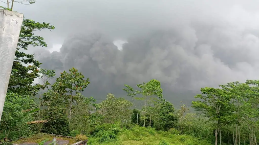 Jembatan Gladak Perak...
