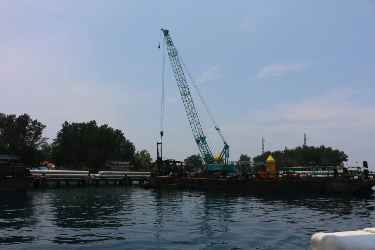 Revitalisasi Dermaga...