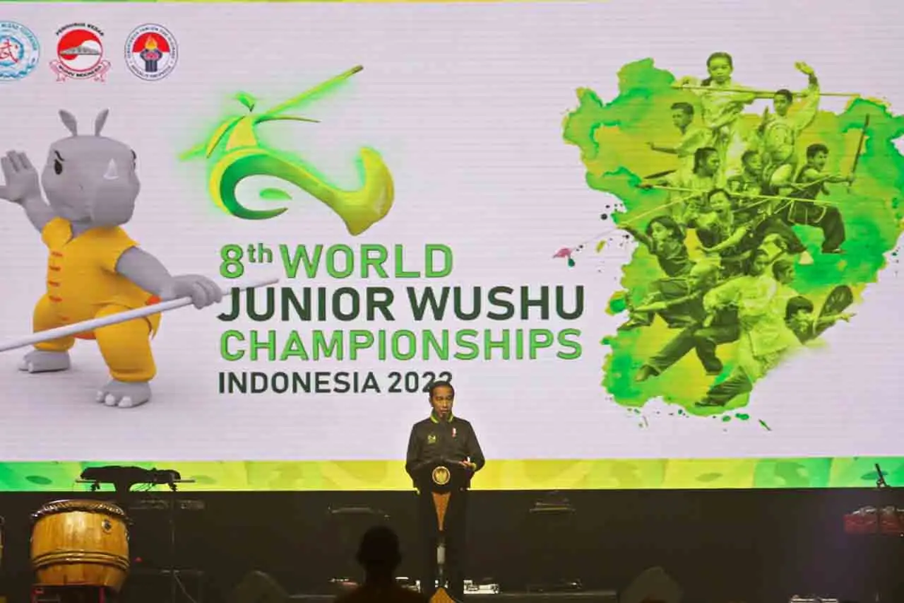 Jokowi Buka Kejuaraan...