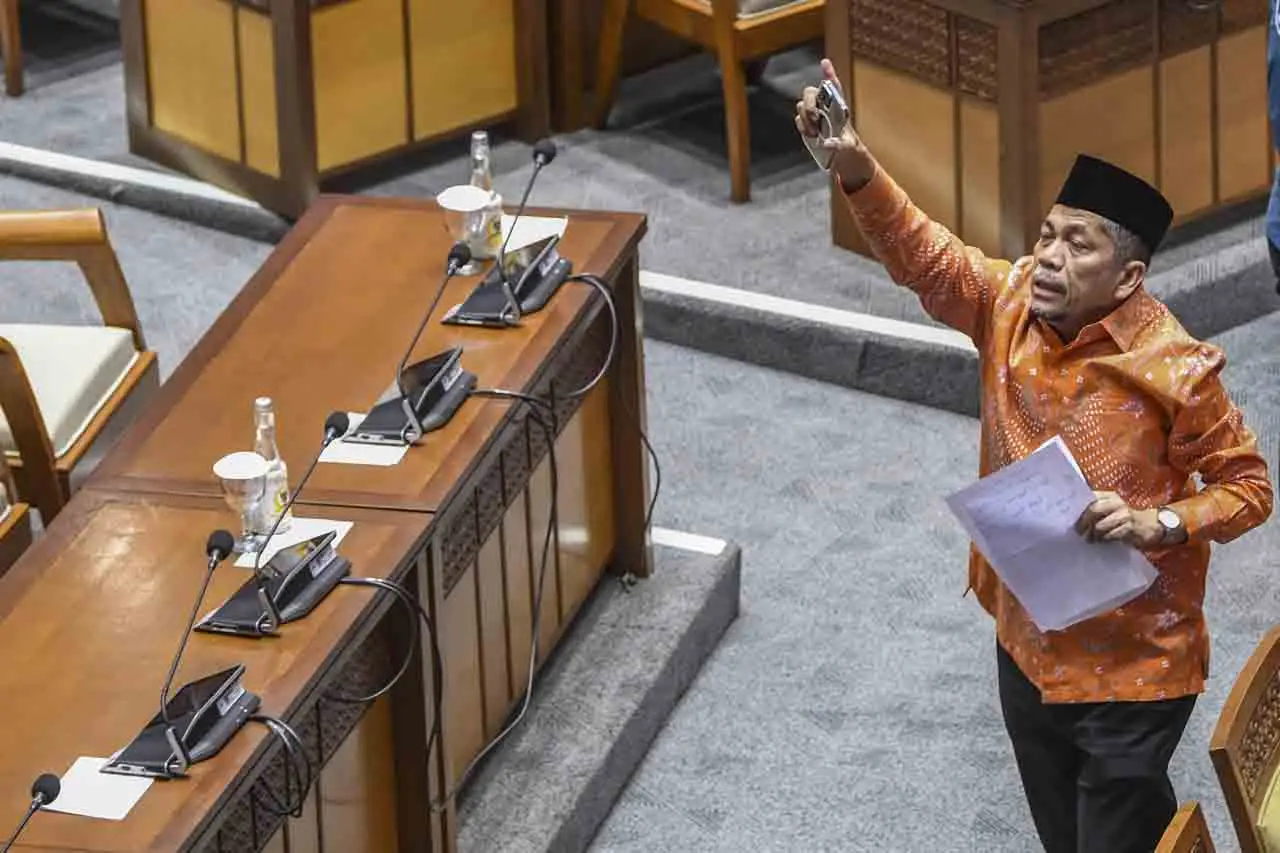 Tok! DPR Sahkan RKHUP...
