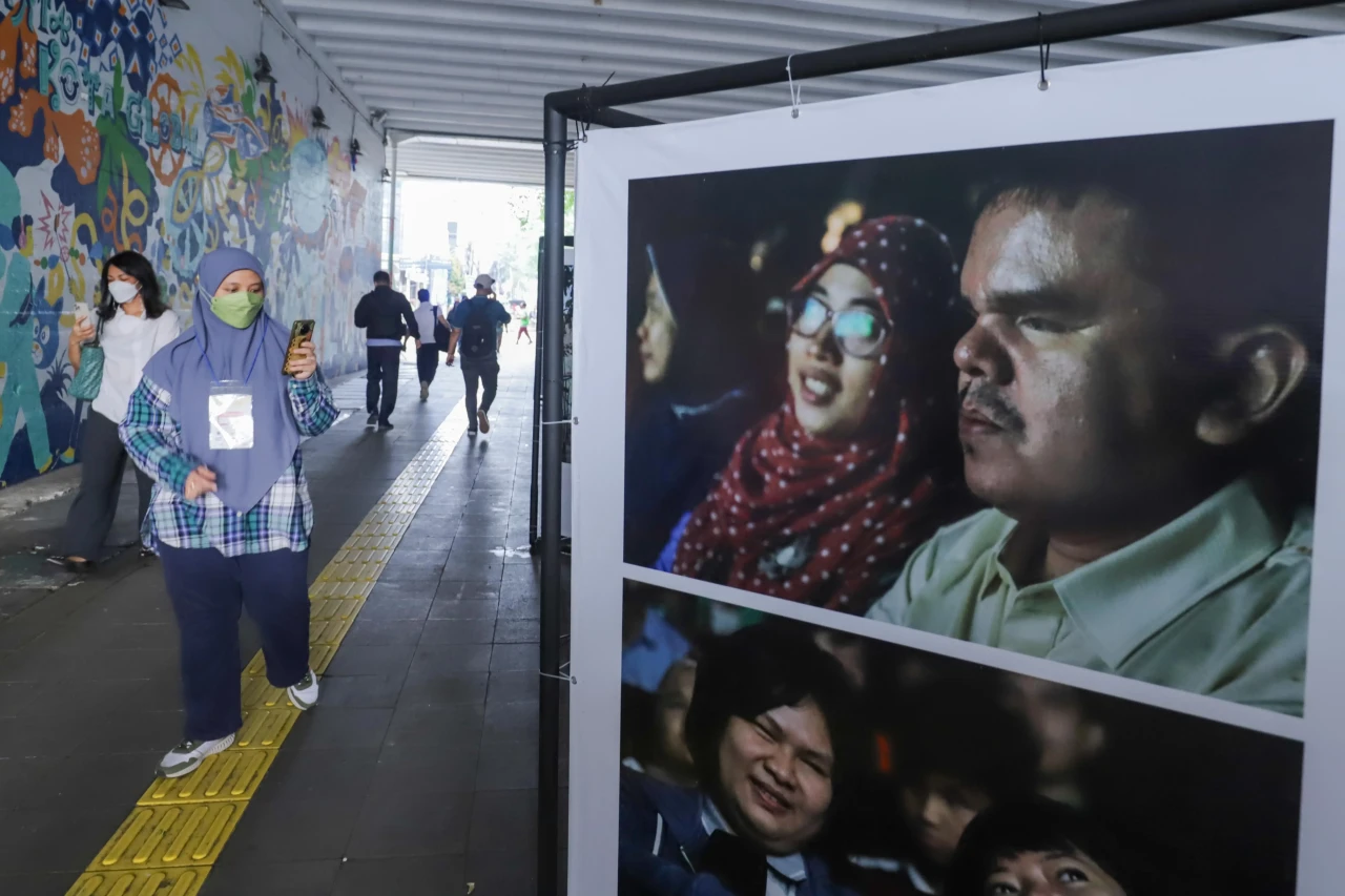 Pameran Foto Peringati...