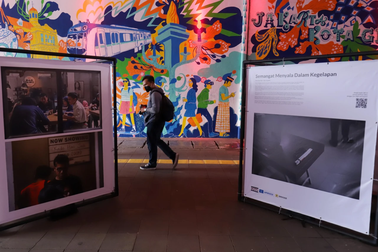 Pameran Foto Peringati...