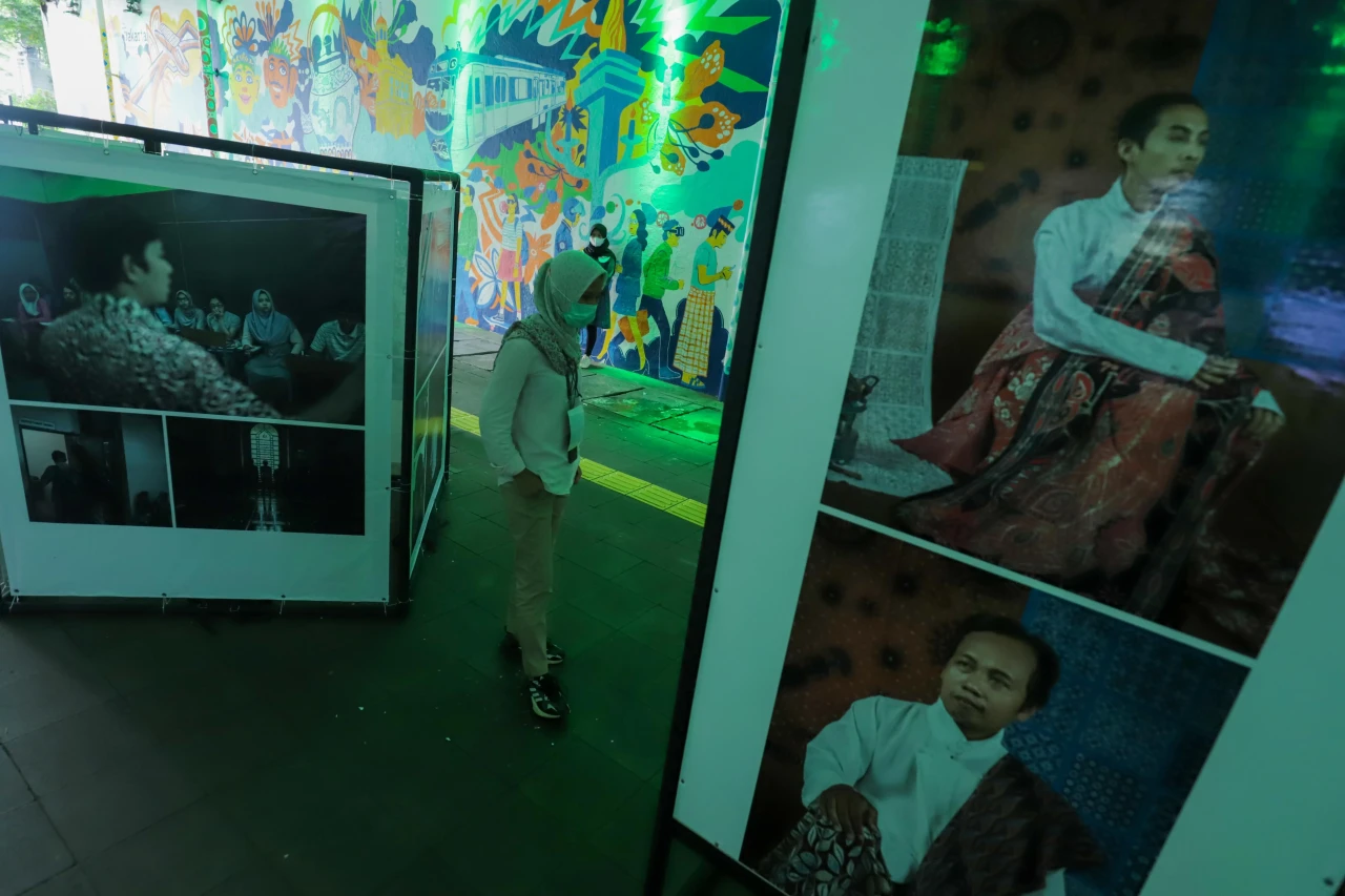 Pameran Foto Peringati...
