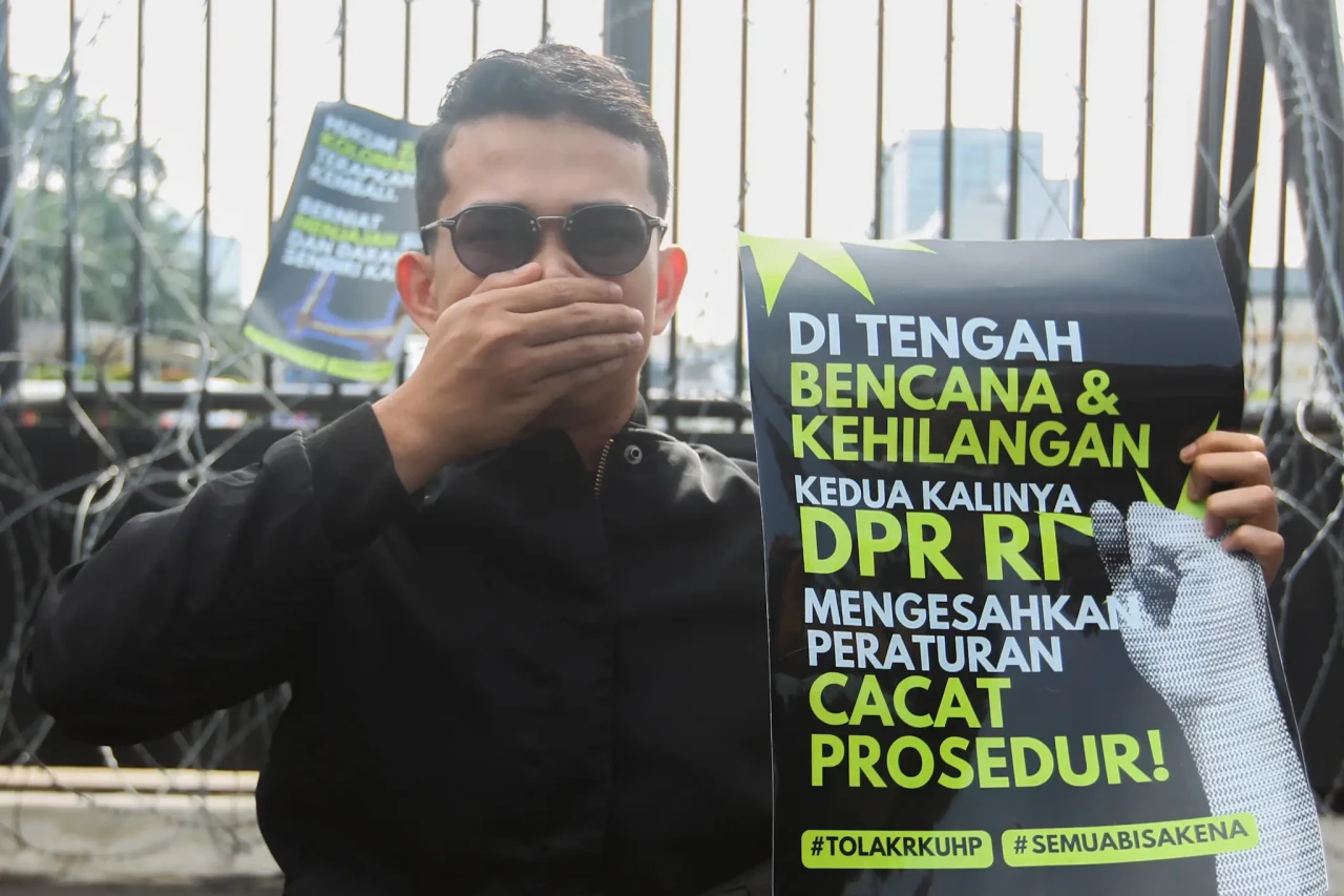 Tolak Pengesahan RKUHP,...