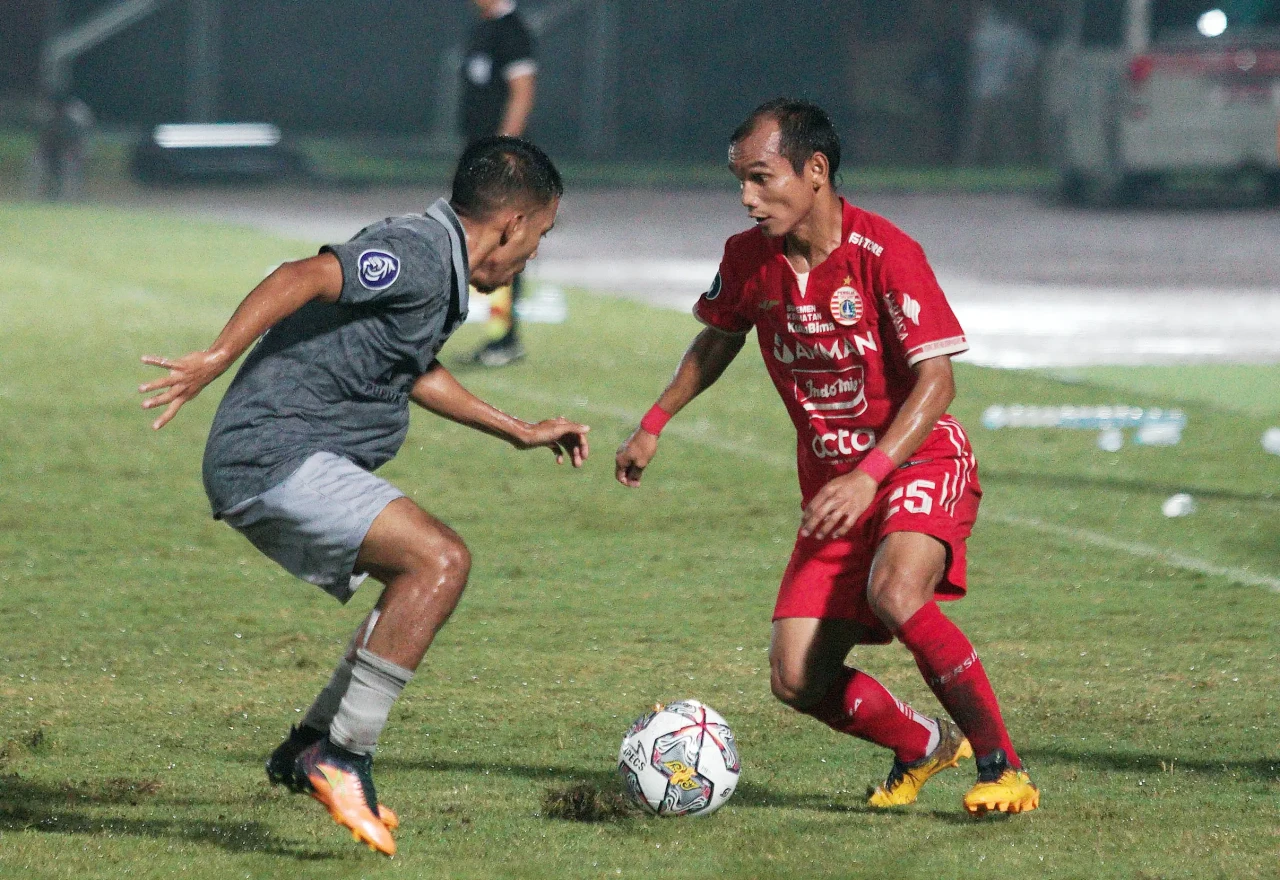 Persija Bungkam Borneo...