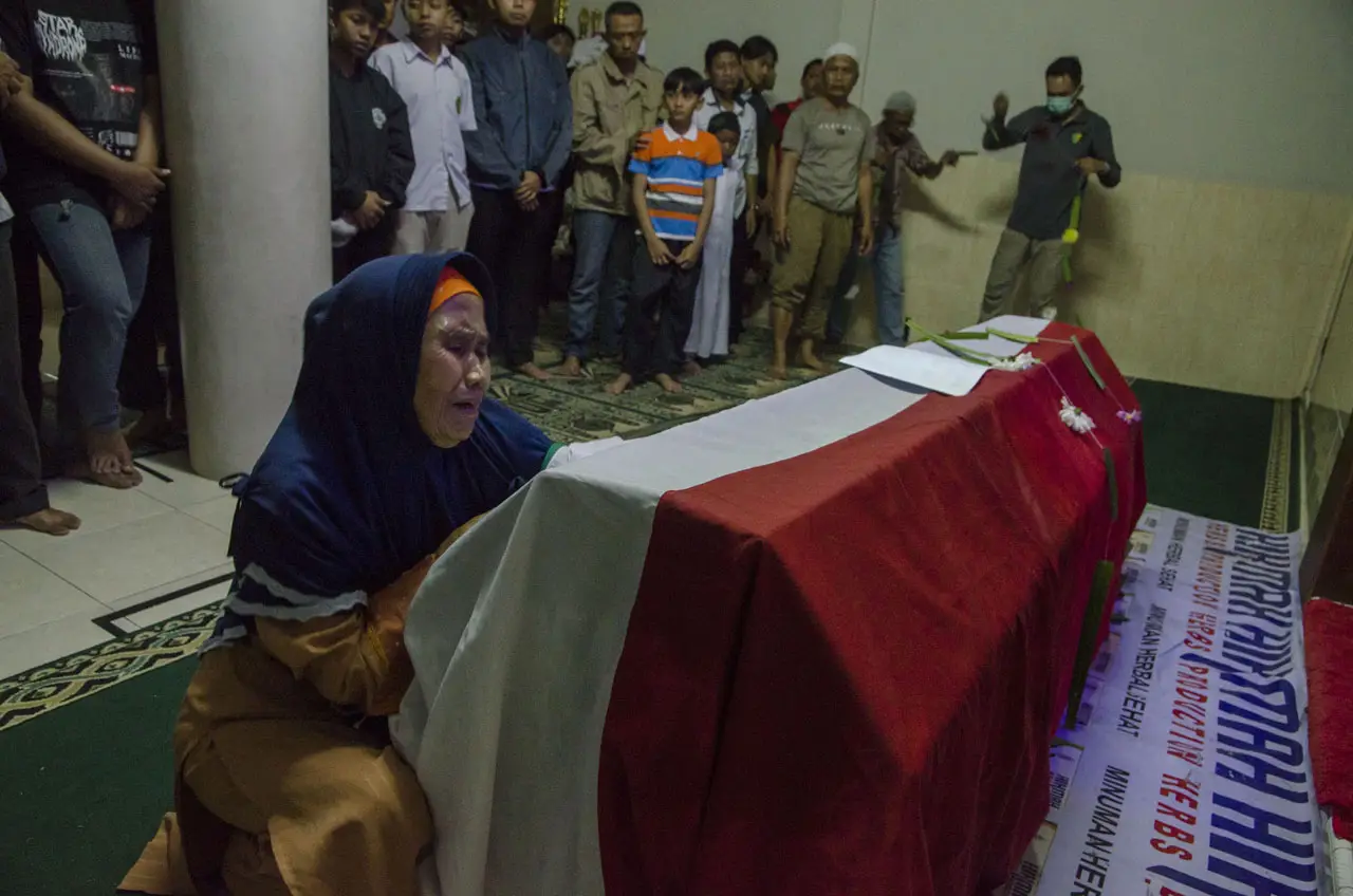 Tangis Pilu Keluarga...