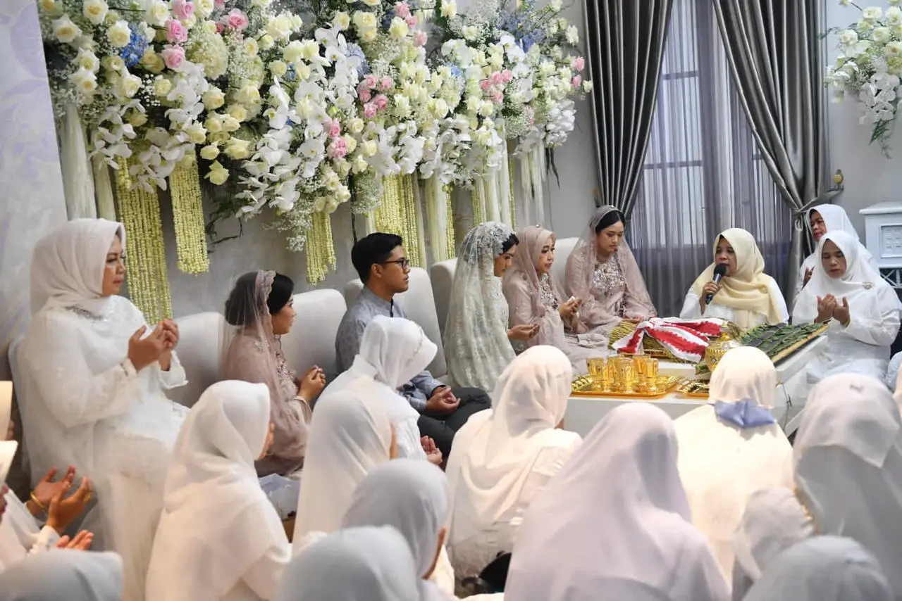 Cantik dan Anggun, Begini...