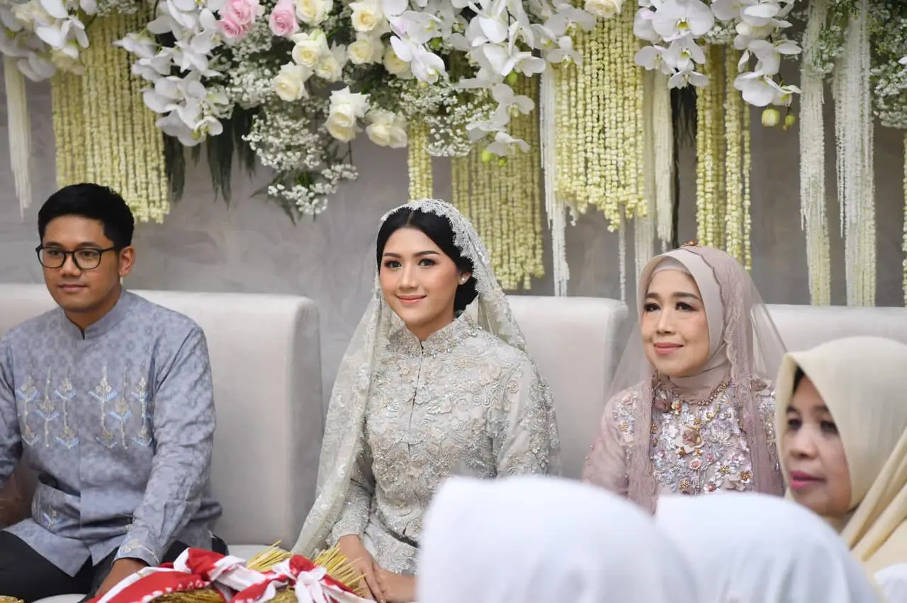 Cantik dan Anggun, Begini...