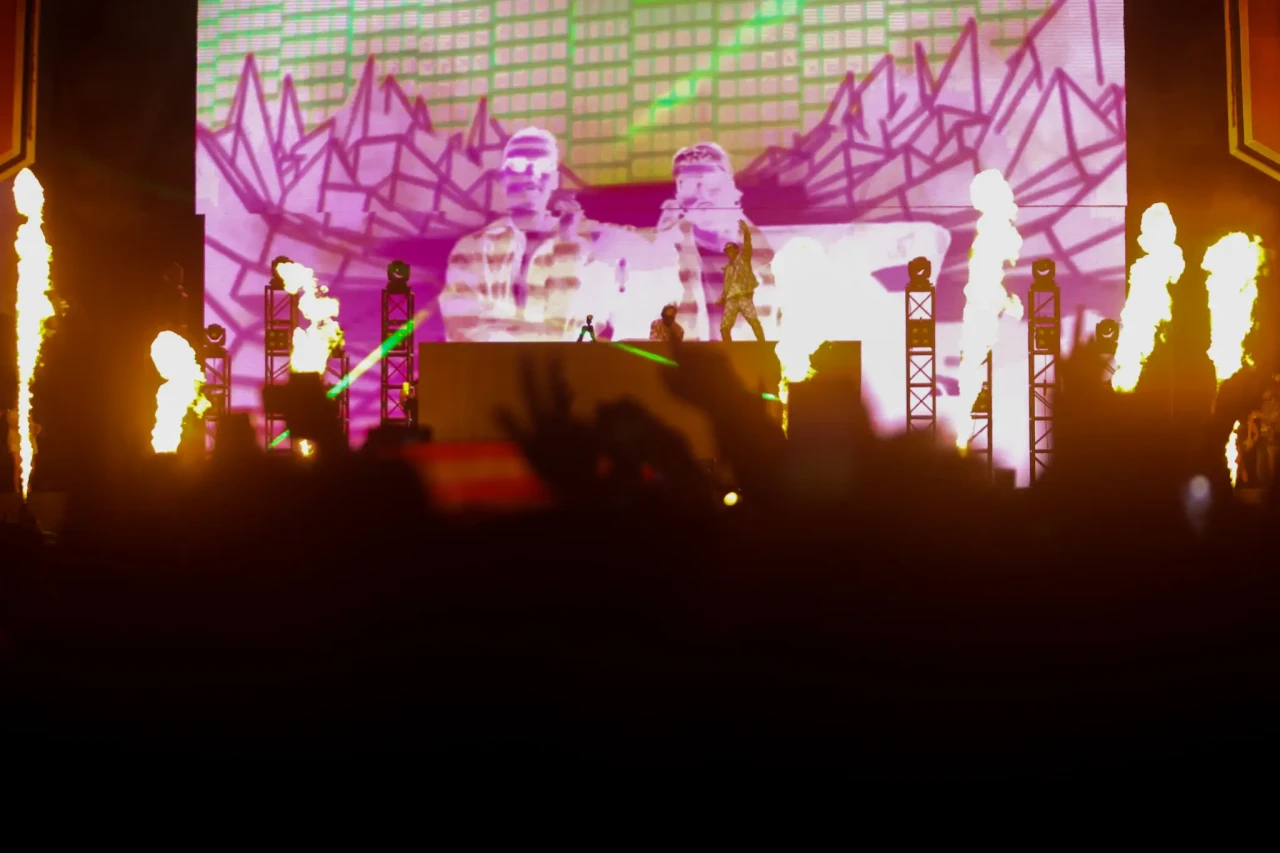 Kolaborasi Yellow Claw,...