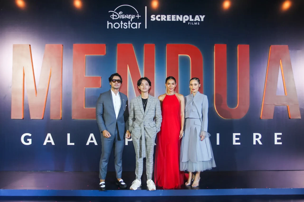 Gala Premiere Serial...