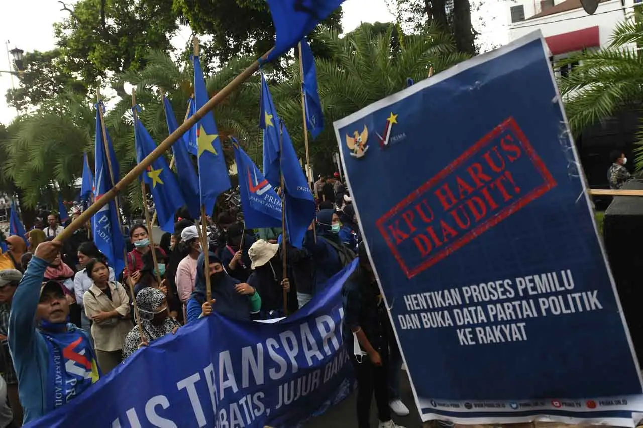 Tidak Lolos Verifikasi,...