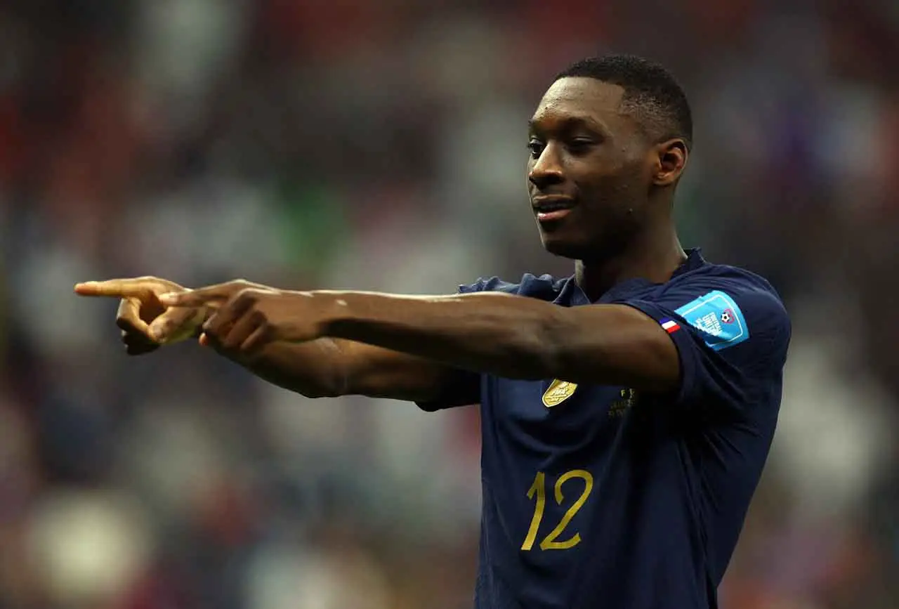 Prancis vs Maroko 2-0,...