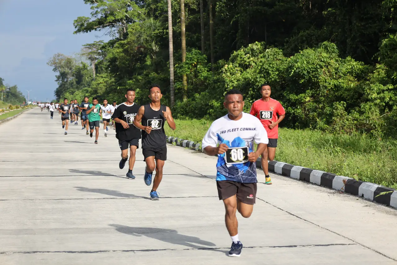 Peringati Hari Armada...