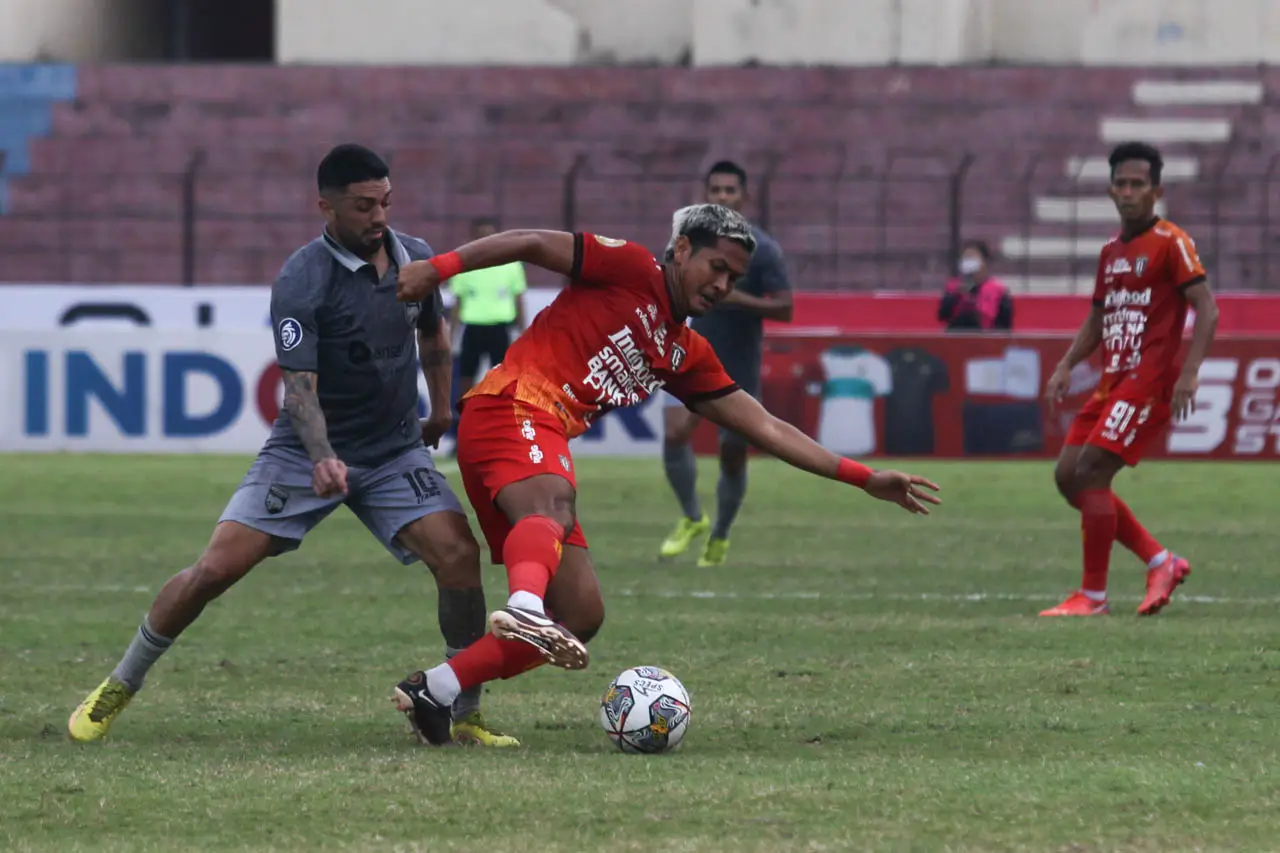 Borneo FC Tumbangkan...