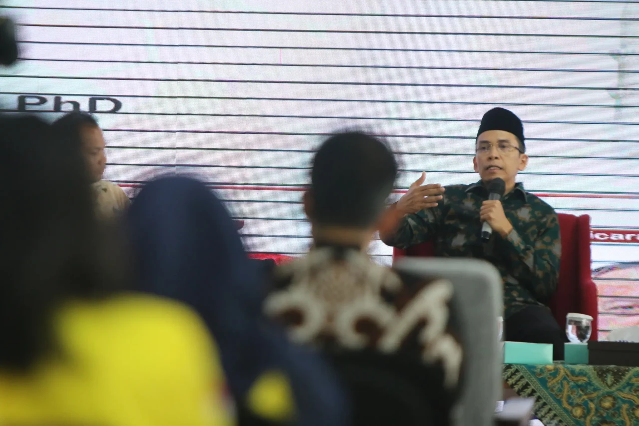 Seminar Nasional Ikhtiar...