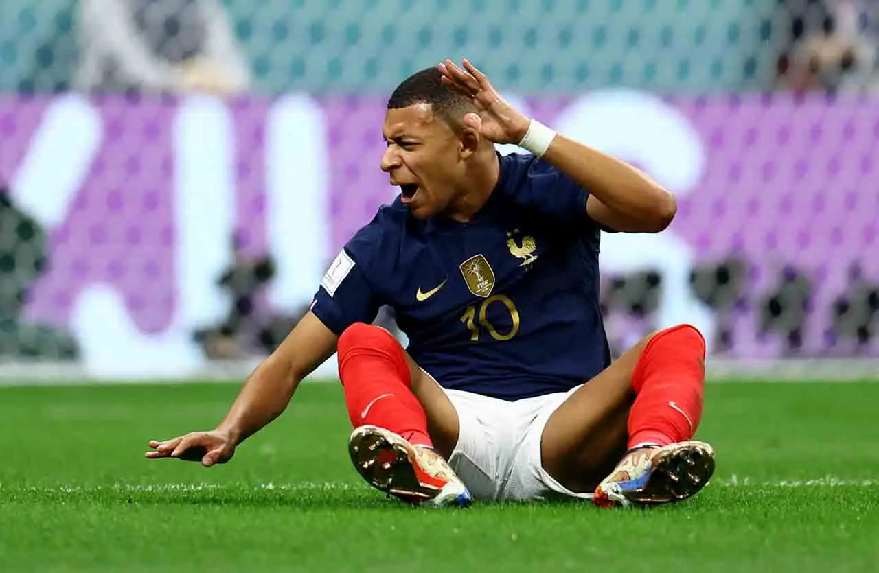 Mbappe Tak Segan Hancurkan...