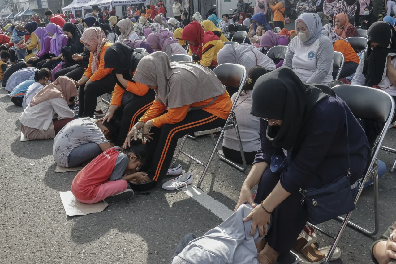 2.000 Anak Ikuti Aksi...
