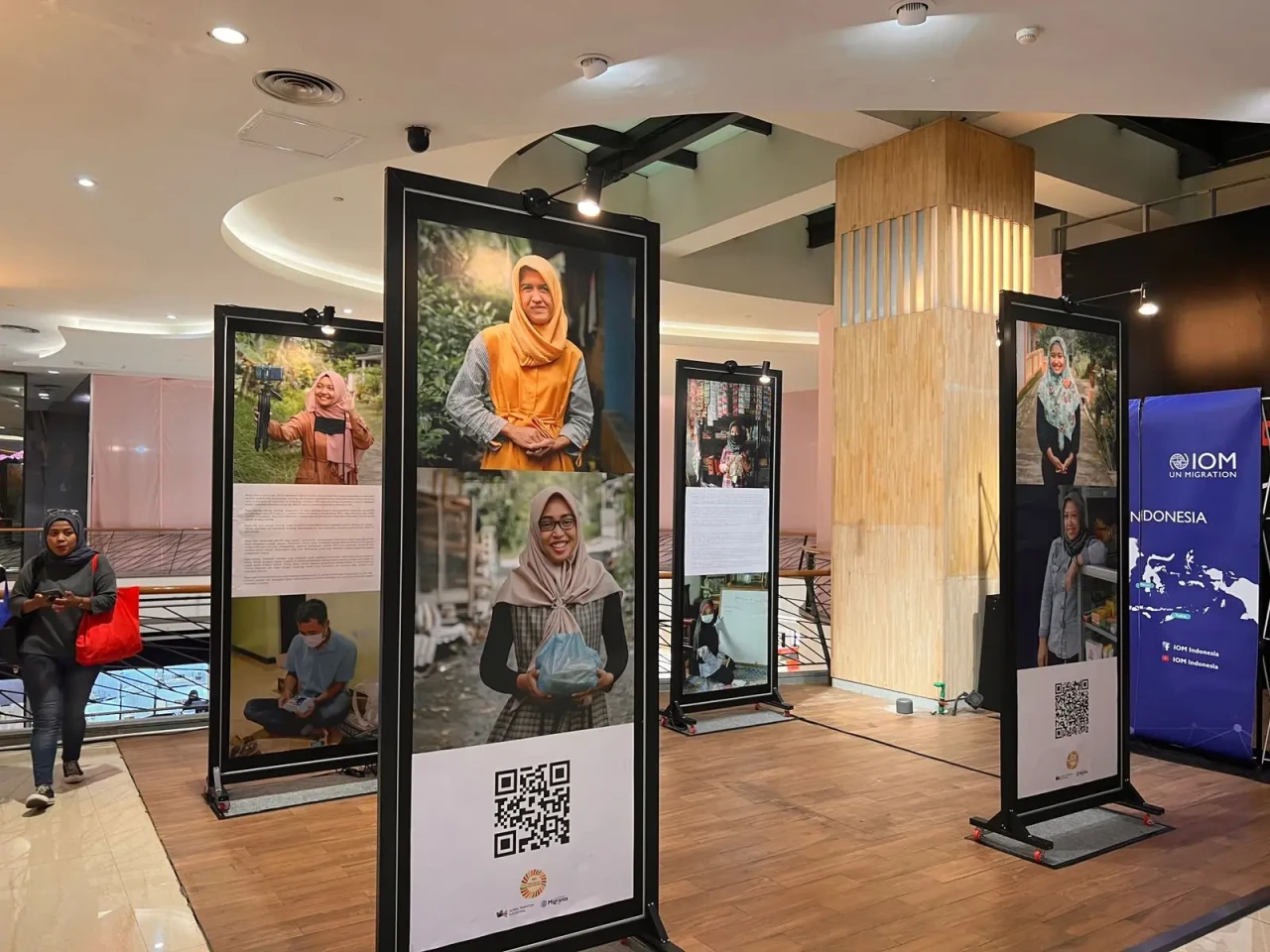 Pameran Foto Peringati...