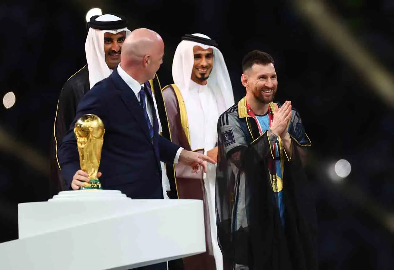 Penampilan Syeikh Messi...