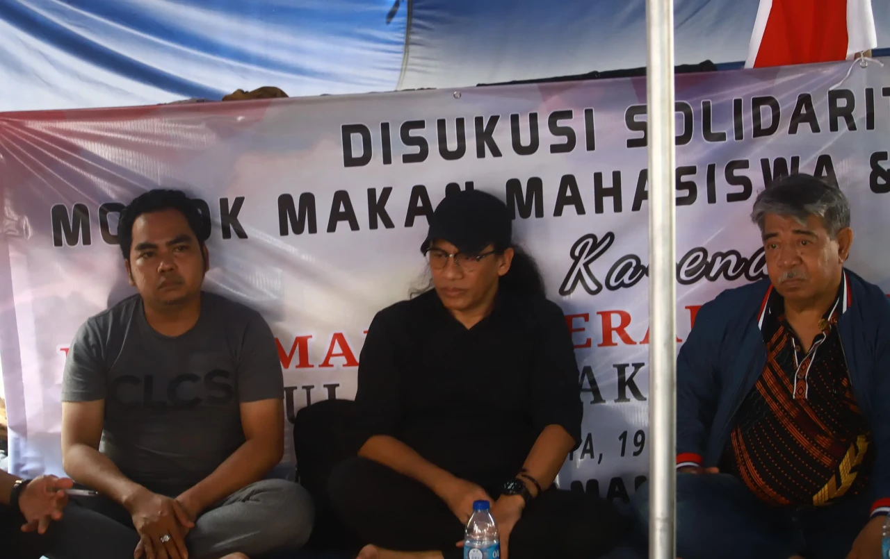 Diskusi Solidaritas...