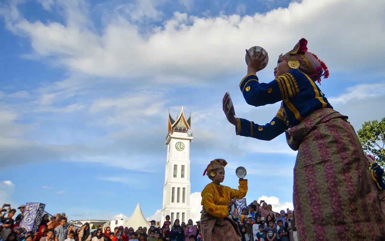 Atraksi Pedati Bukittinggi