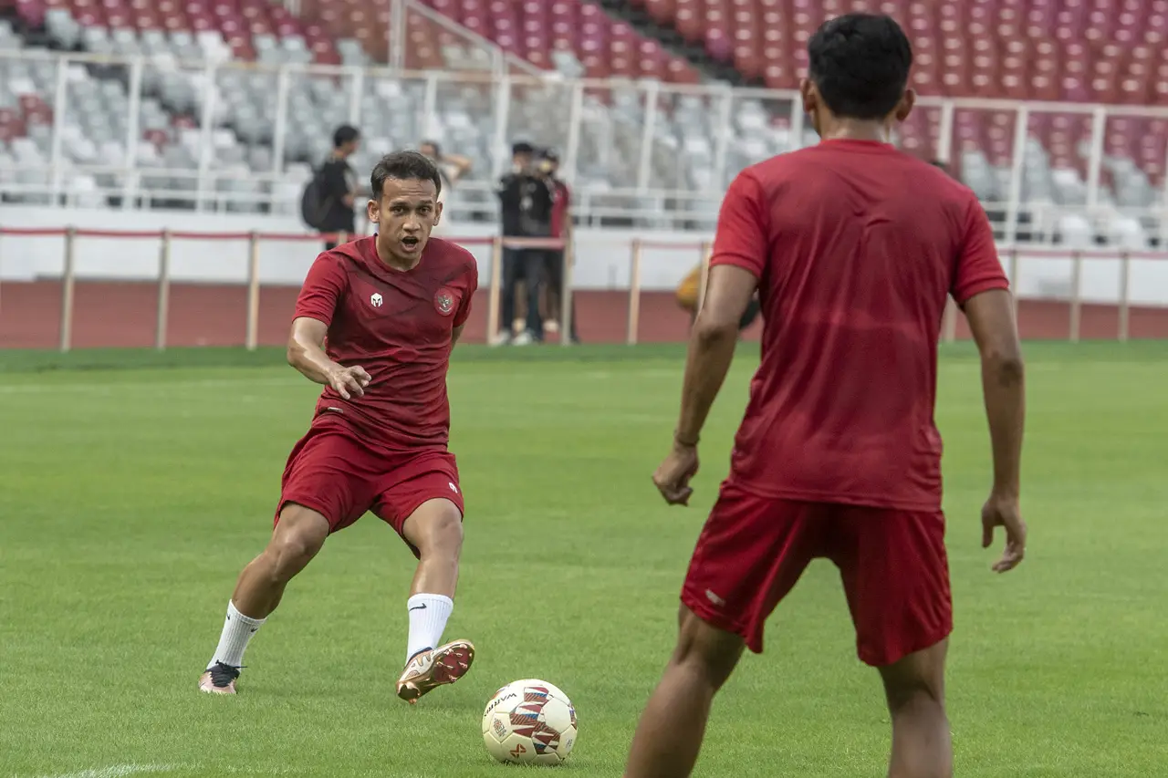 Latihan Timnas Indonesia...