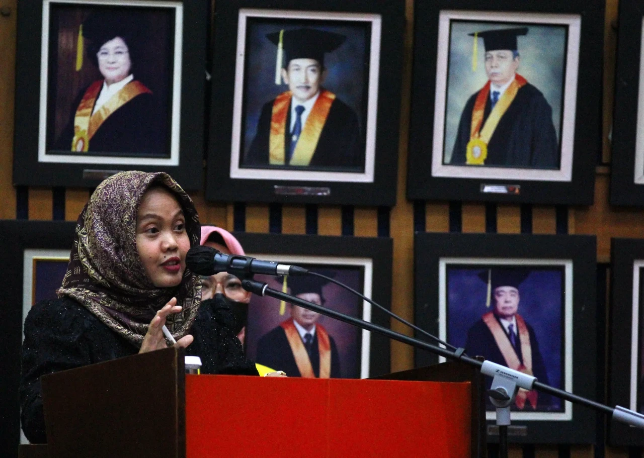 Kepala Divisi Litbang...