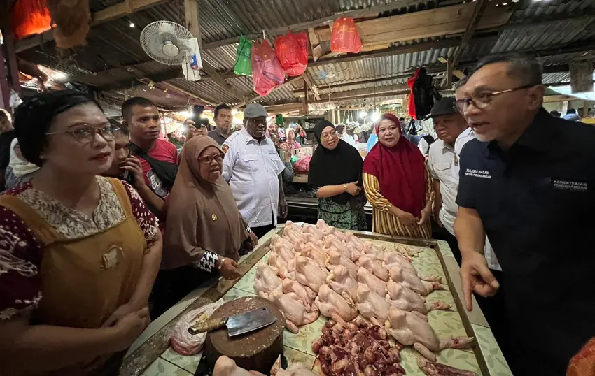 Sambangi Pasar Sentral...