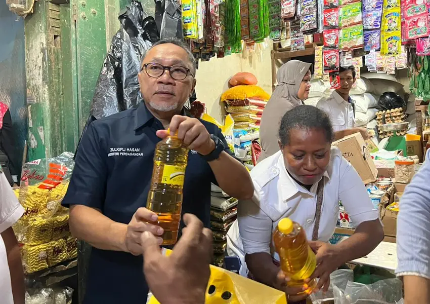 Sambangi Pasar Sentral...