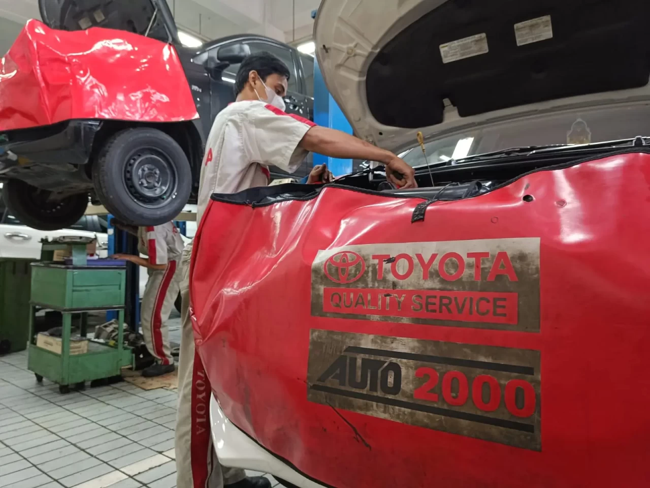Auto2000 Ingatkan Pentingnya...