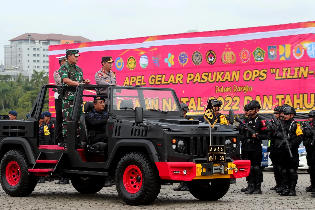 Kapolri dan Panglima...