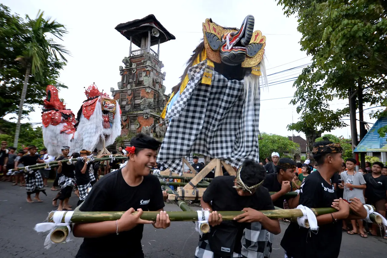 Festival Seni Tari Barong...