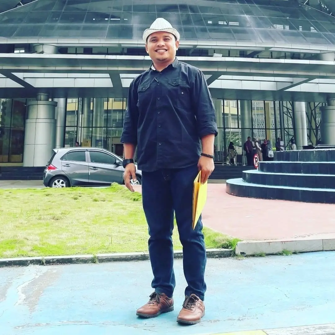 Benahi MA, Pengamat...