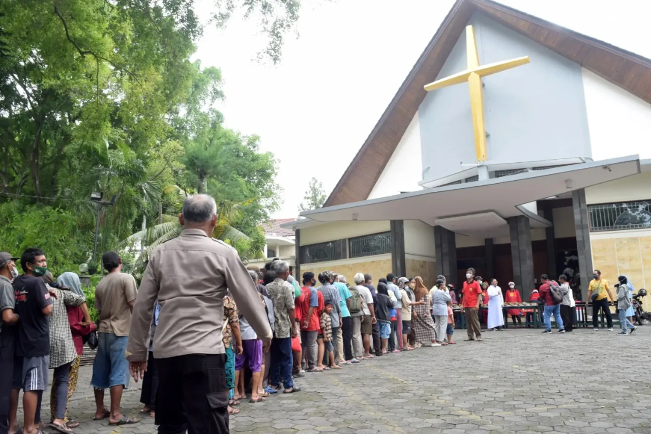 Indahnya Berbagi Makanan...