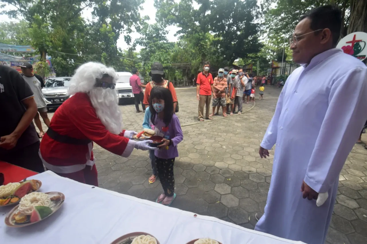 Indahnya Berbagi Makanan...